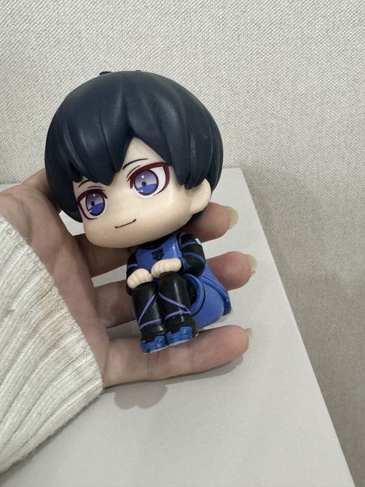 аниме фигурка Исаги Блю Лок