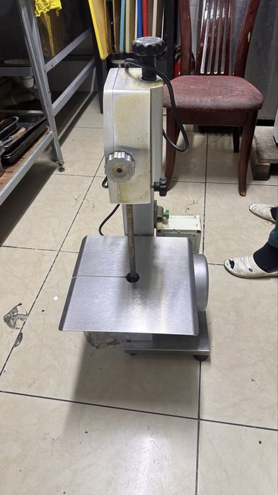 Пила для резки мясо