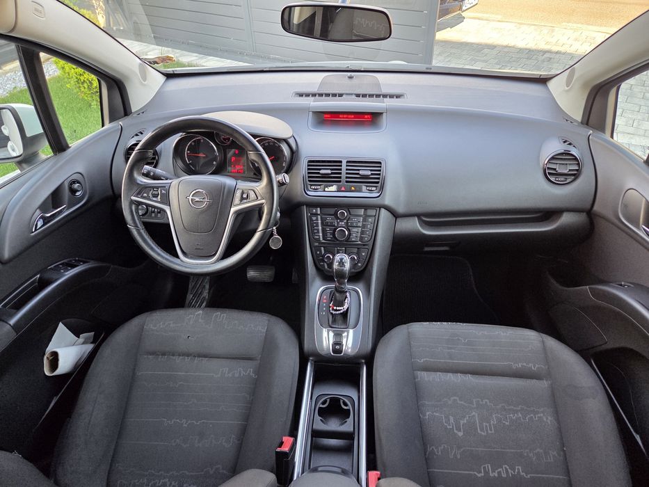 Opel Meriva  / 1.7 Diesel  / Cutie automata