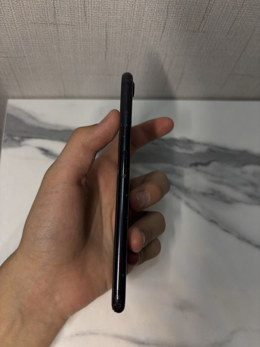 Продам/Обменяю iPhone 7 32gb Black