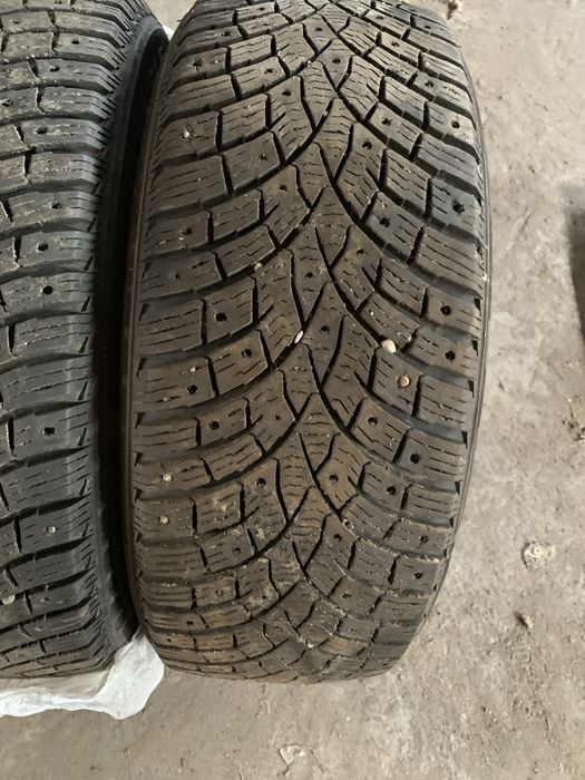 Продам б/у шины 215/55/17