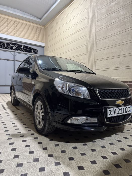 Nexiya 3 srochna sotiladi