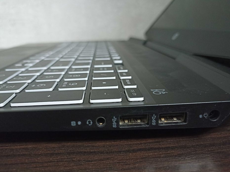 Срочно продам. HP Pavilion Gaming 15