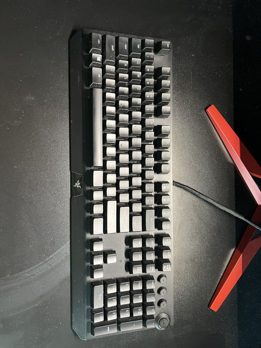 Tastatură Mecanică Gaming Razer BlackWidow Elite - Switch-uri Yellow (Galbene)