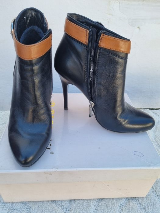 Продам женские ботильоны