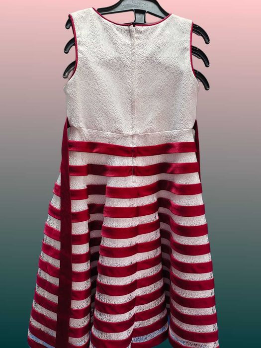 Нарядное платье для девочки