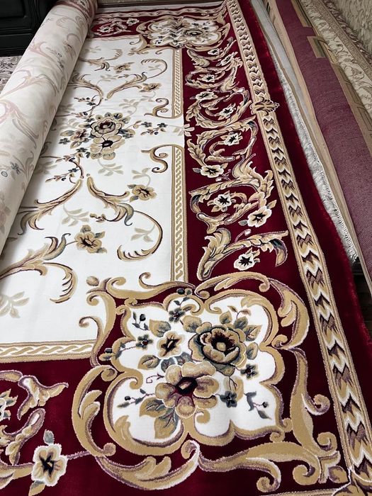 Турецкие ковры красные