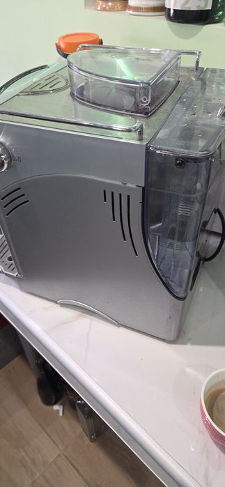 Кафе автомат Saeco