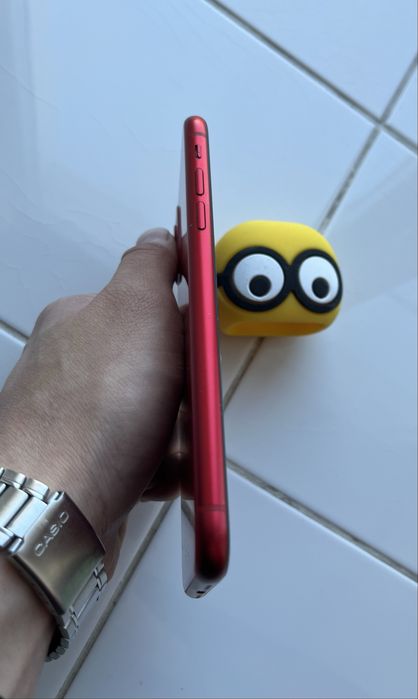 Iphone 11 RED продам