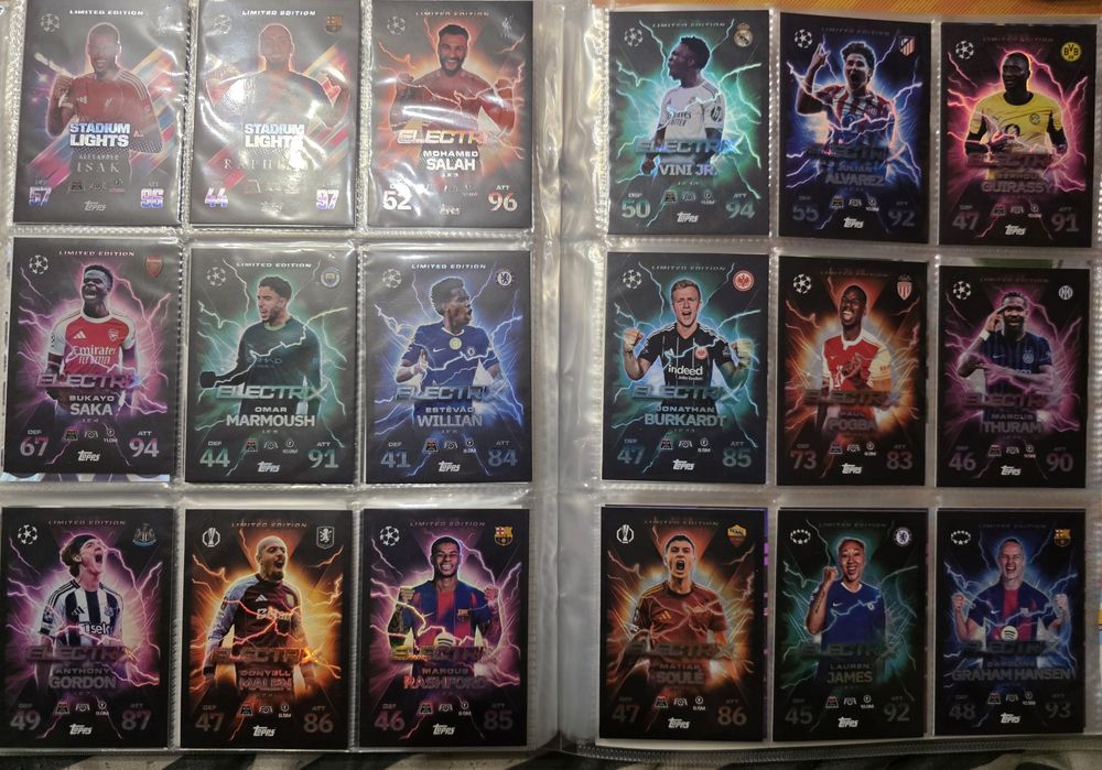 Match Attax Extra - албум с 300 карти