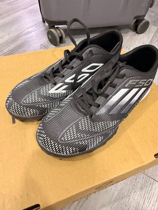 Сороконожки Adidas