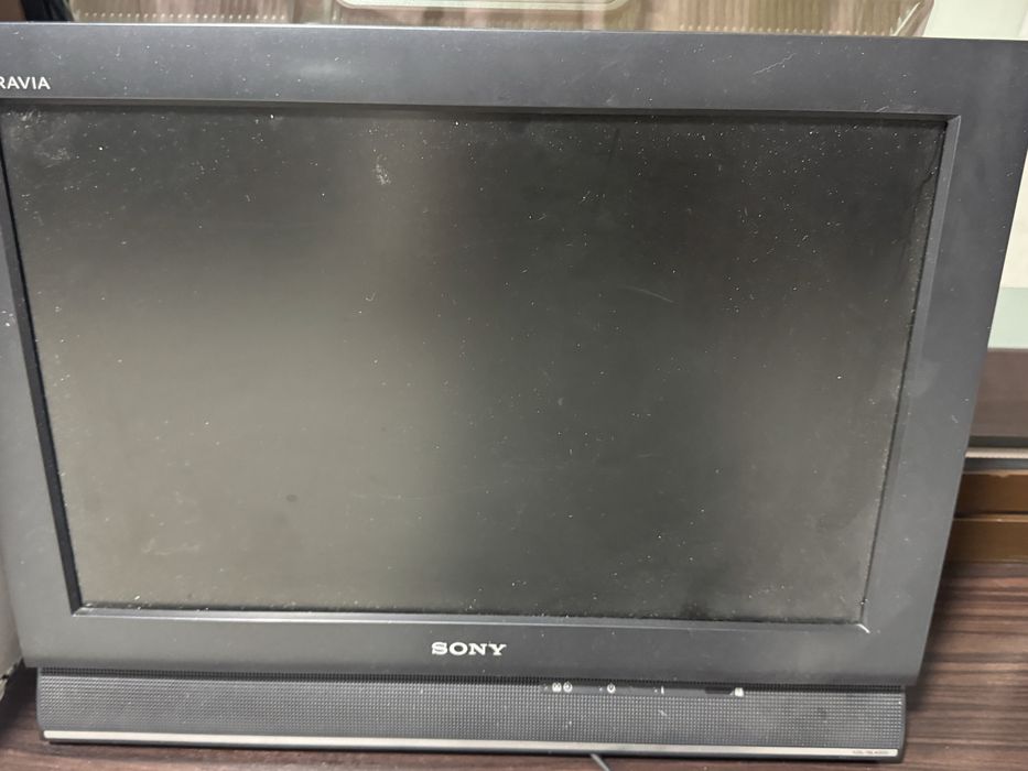 Теливизор sony KDL-19L4000.