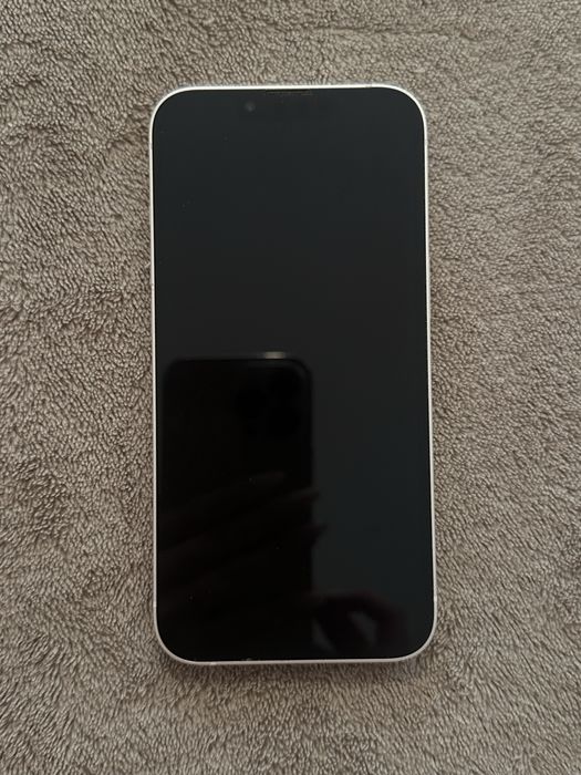 Iphone 13 silver 256 GB battery health 100% 340€ по договаряне