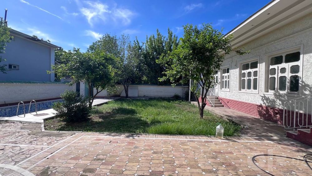 Луночарский земля на первой линии под офис