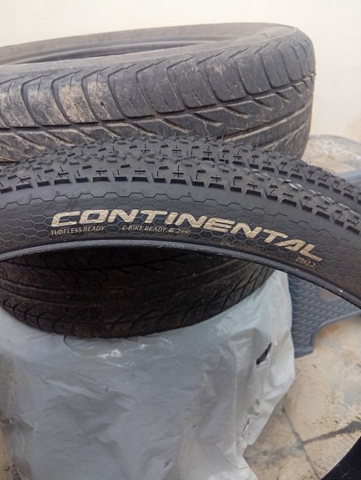 Гуми Континентал безкамерни за велосипед.29цола по 2.2.Лично предаване