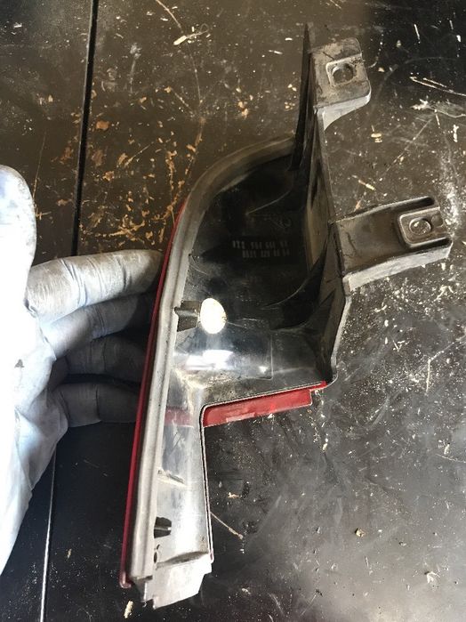Отразител за горна задна дясна светлина за Mercedes W639 Vito (2004) A6398200864