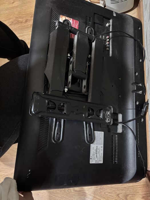 Телевизор LG б/у