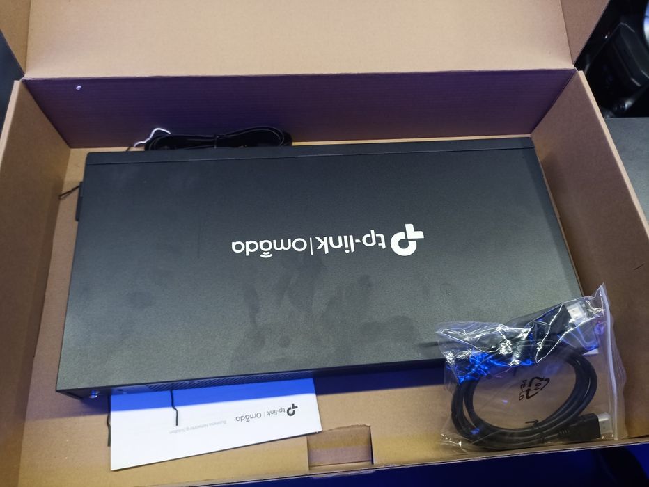 Продам коммутатор(switch)