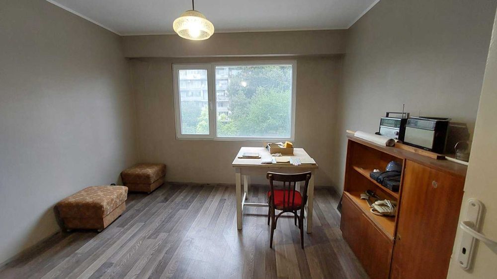 Продава се Четиристаен апартамент в Варна, Цветен квартал - 86 кв.м за 1453 €/кв.м - Снимка #7