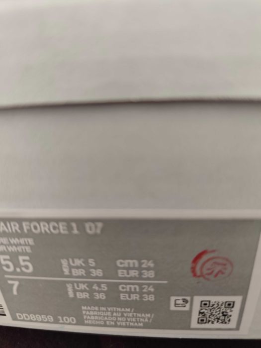 Маратонки  NIKE AIR FORCE 1