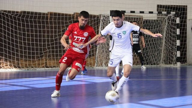 Sport zal futzal, voleybol va basketbol