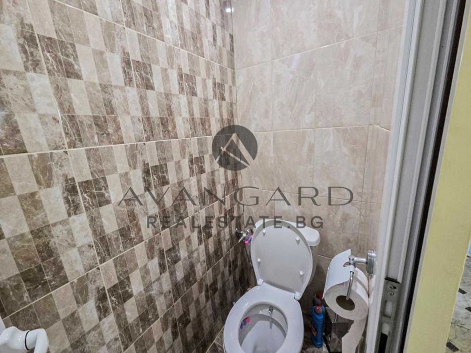 Продава се Тристаен апартамент в Пловдив, Тракия - 72 кв.м за 850 €/кв.м - Снимка #3