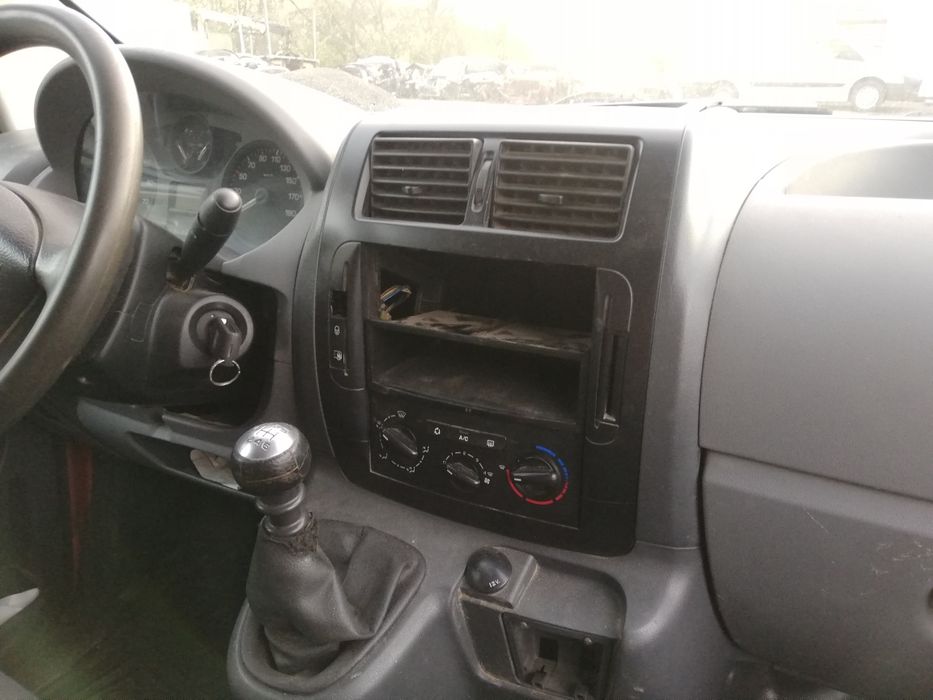 Ușa portiera stânga dreapta fata / dreapta lateral culisanta citroen jumpy peugeot expert fiat scudo toyota proace roșu KJF 2.0 HDI RHK RHG RHR