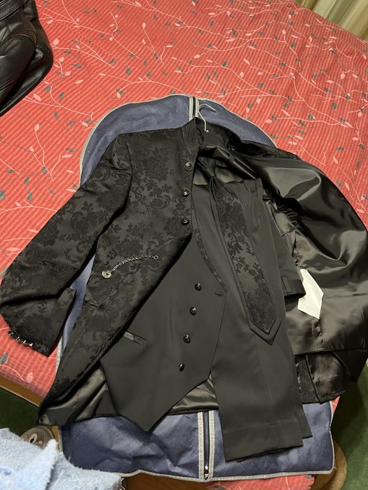 Costum de mire in stare impecabila