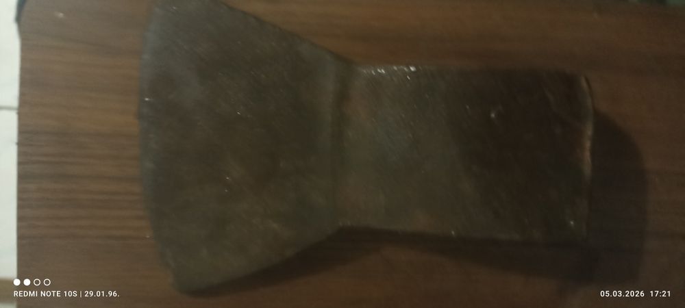 Топор (СССР) продам