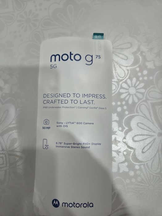 Телефон Motorola g75