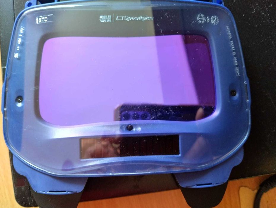 Заваръчно стъкло