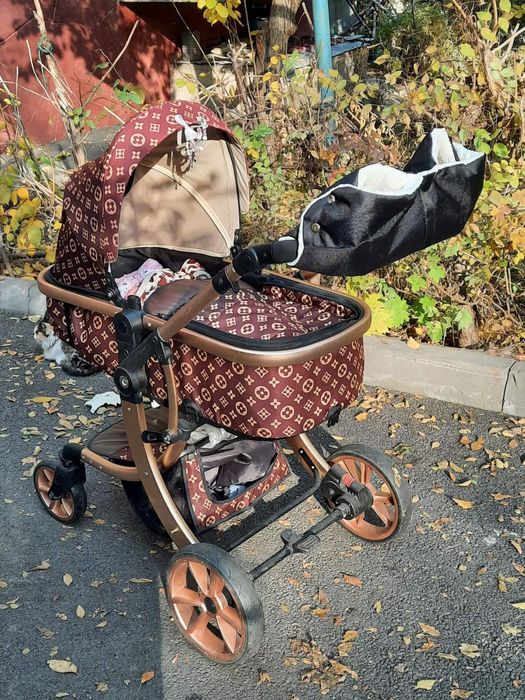 Продам коляску. Хорошая.