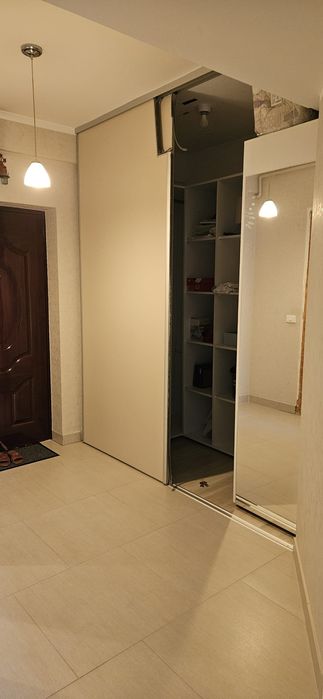 Chirie apartament o cameră