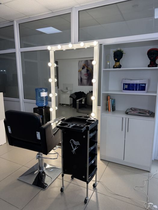 Продам мебель для парикмахера