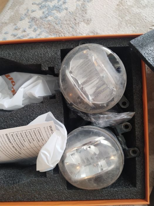 Продам противотуманки