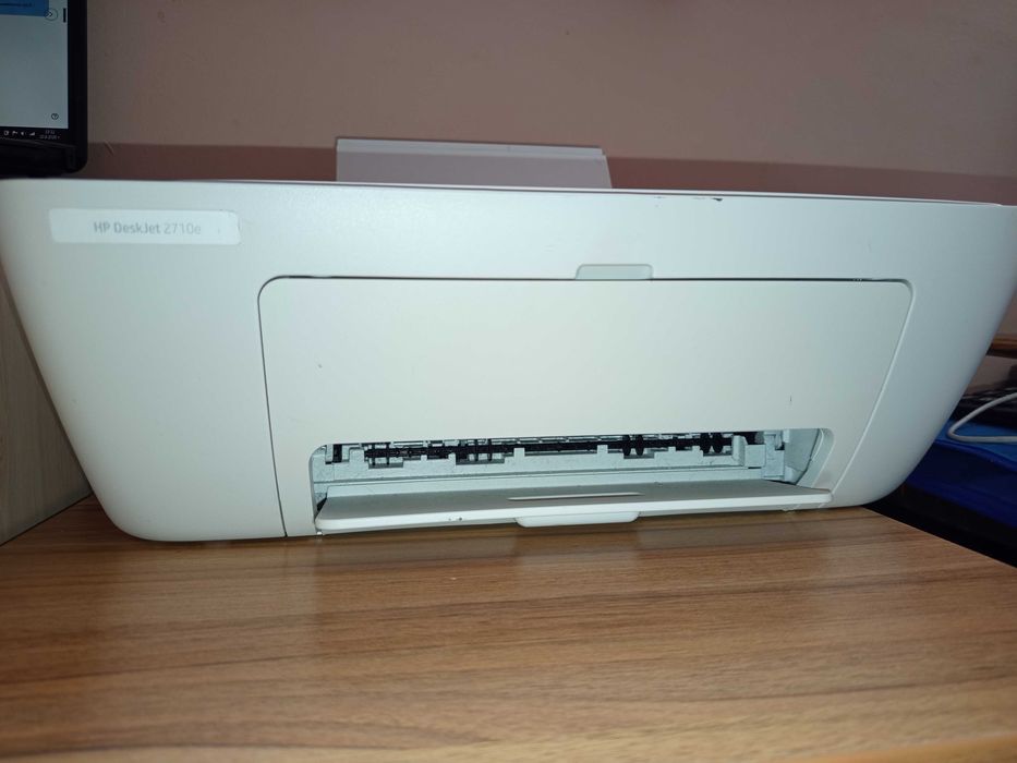 Принтер НР Deskjet2710e