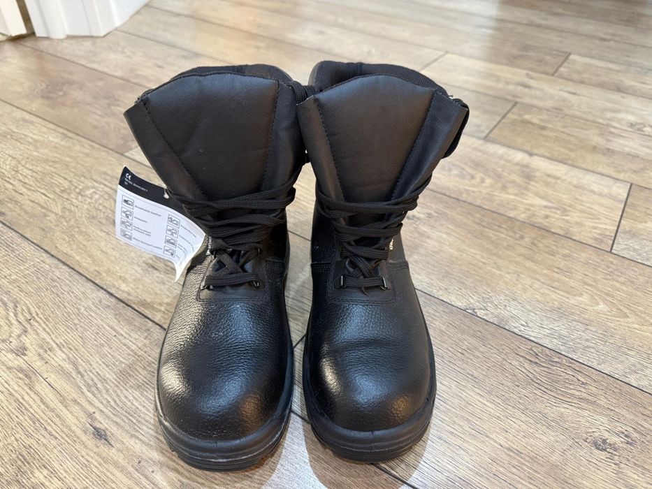 Продам ботинки DaPro всесезонные