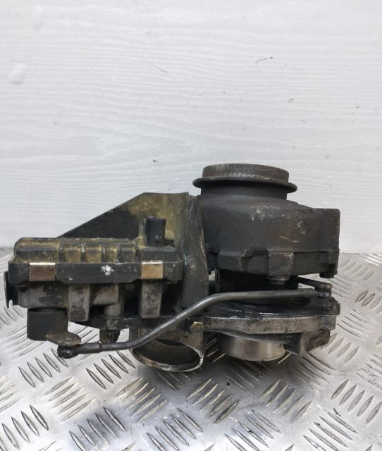 Turbina Turbo Turbosuflanta cu actuator 2.2 CDI A6460960099 Mercedes-