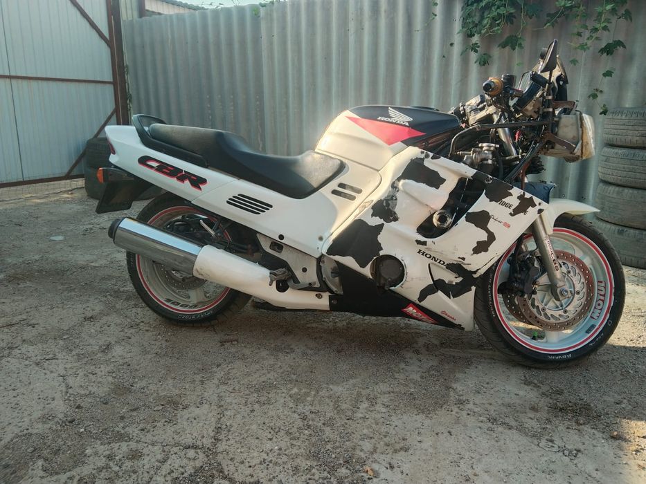 Продам Хонду 1000
