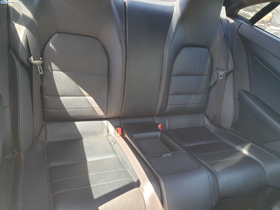 Bancheta Spate Sezut cu Spatar Piele Neagra Mercedes Clasa E Class W207 A207 C207 Coupe Cabrio 2009 - 2016 [K5596] [K5599]