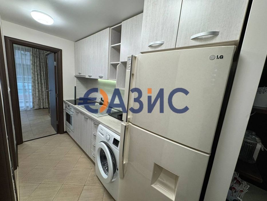 Продава се Тристаен апартамент в к.к. Слънчев бряг - 75 кв.м за 802 €/кв.м - Снимка #3