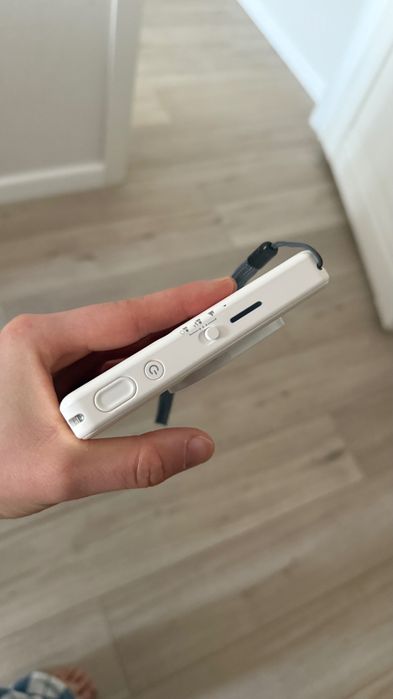 Фотокамера моментальной печати