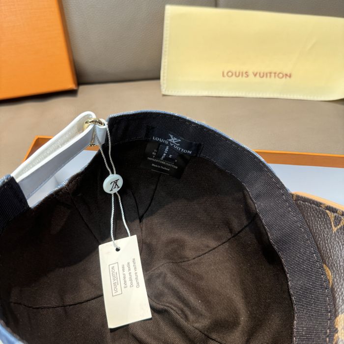 Sapca Louis Vuitton , calitate premium , pe comanda , noua