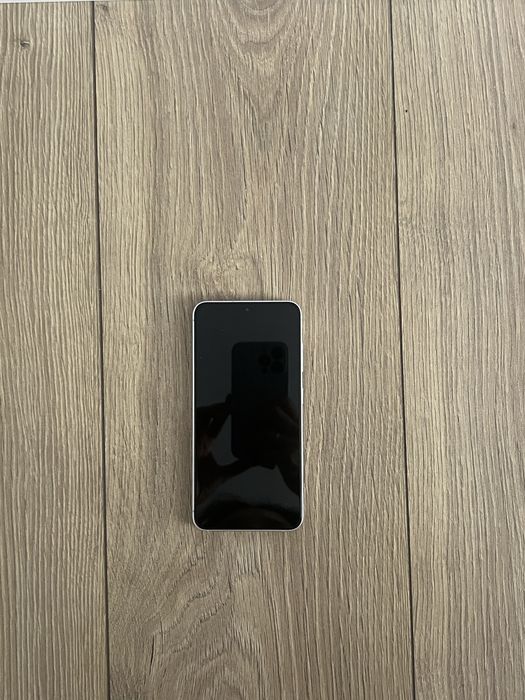 Продам Samsung S24