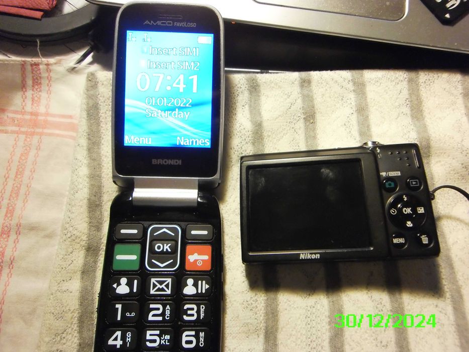 Samsung S10 la cutie si BRONDI Amico favoloso seniori si ap.foto Nikon