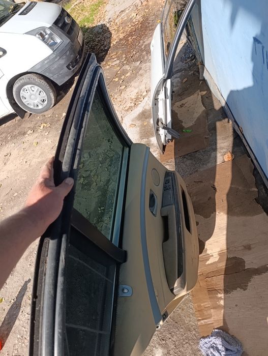 BMW e60 задняя дверь правая и левая