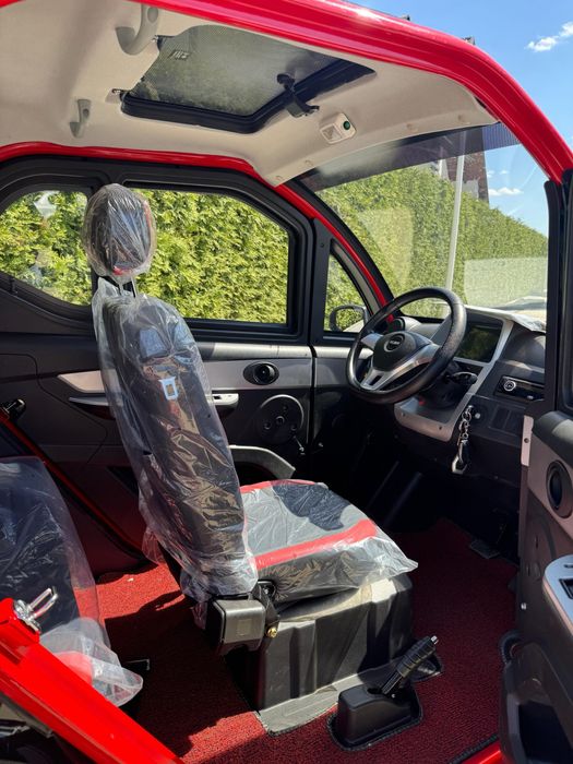 Vand Masina Electrica Fara Permis Kuba M5 in RATE fara avans