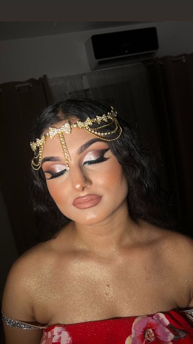 Make up si coafat la domiciliu