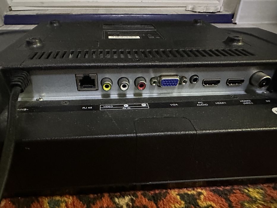 Телевизор Elenberg