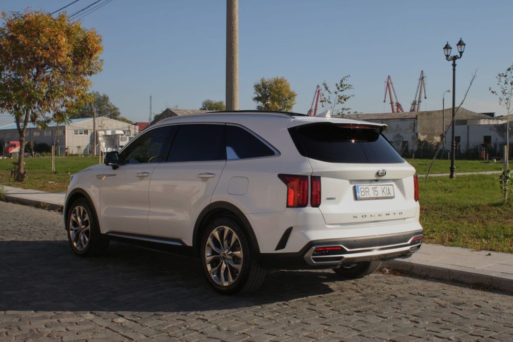 KIA Sorento 2021 — imagine 3
